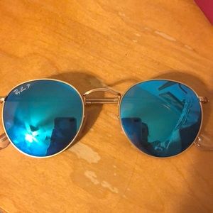 Ray-ban blue lenses round